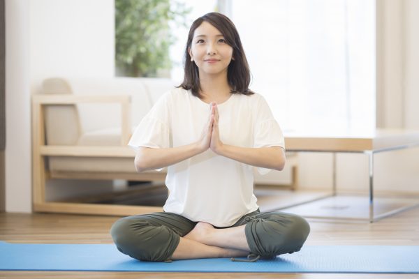 自宅でできる！ヨーガの簡単な瞑想方法と3つのメリットを紹介